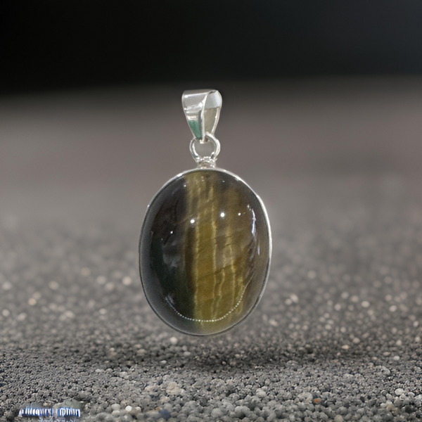 Beautiful Tiger Eye Pendant 925 Sterling Silver