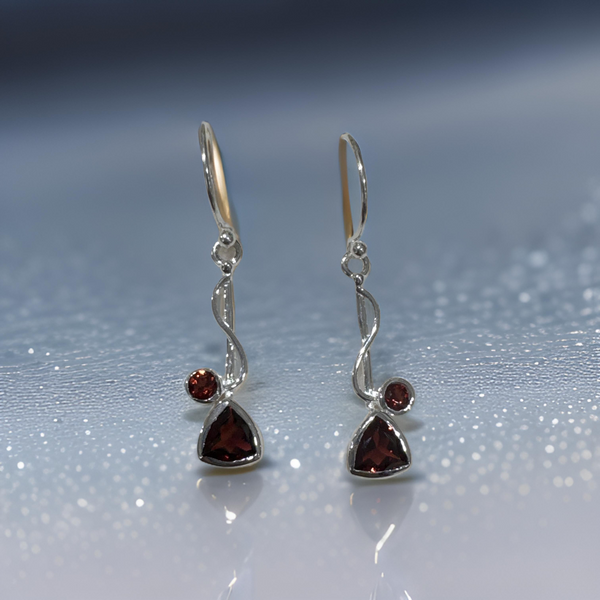 Garnet Earring Sterling Silver