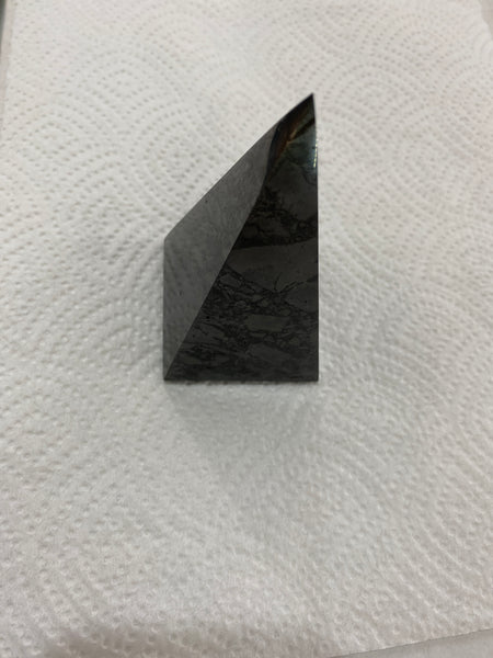 Shungite High Pyramid 5 cm